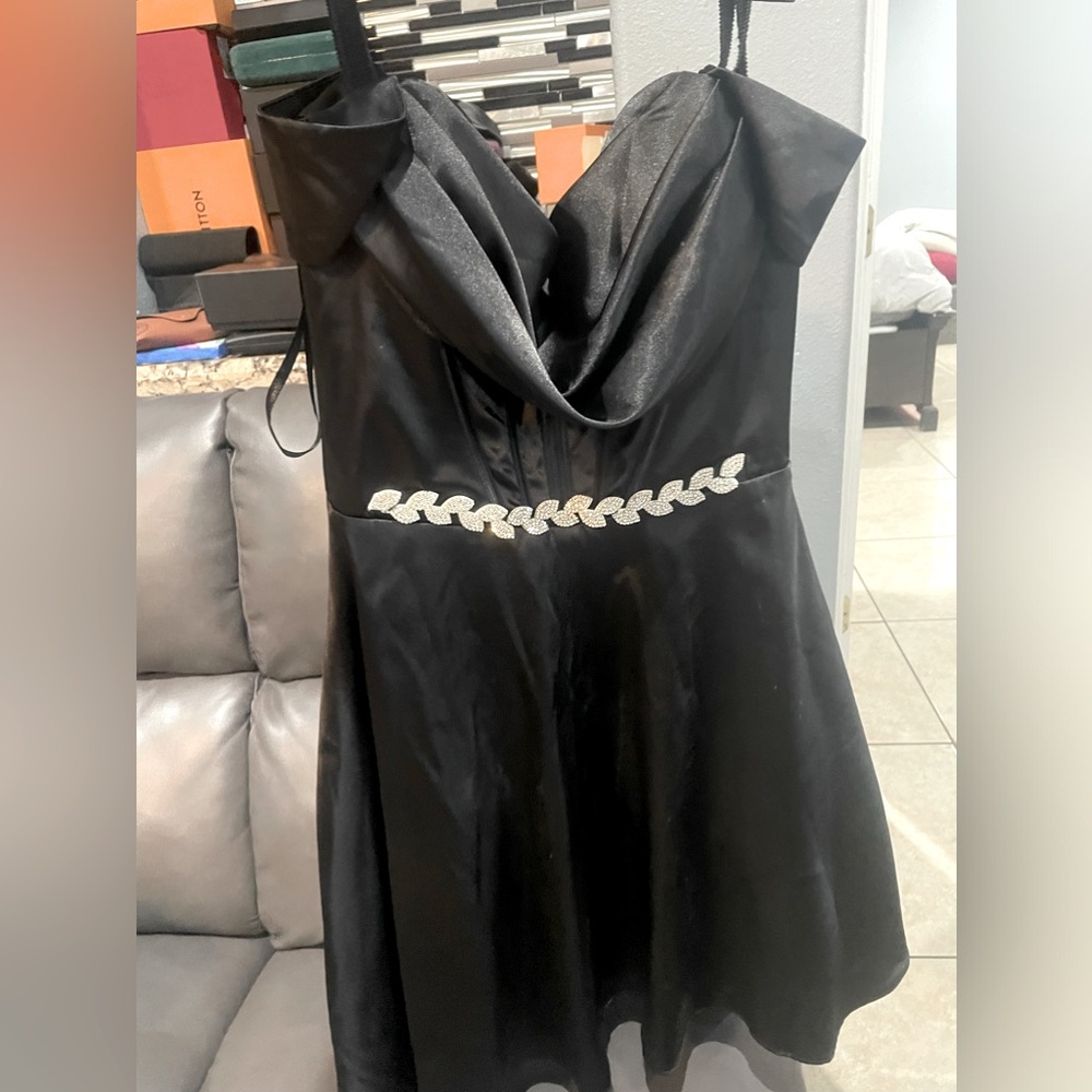 Party / formal dress for teens